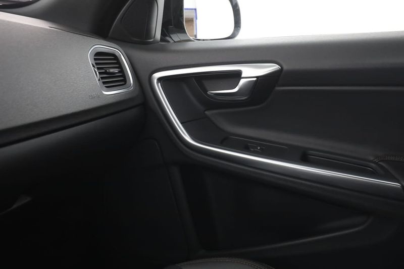 Volvo V60 bild 30