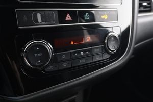 Mitsubishi Outlander bild 25
