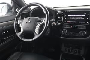 Mitsubishi Outlander bild 14