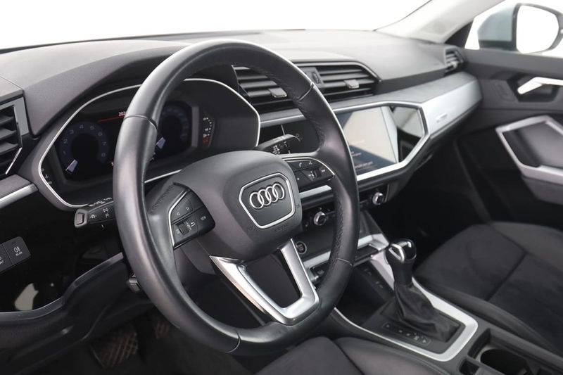 Audi Q3 bild 12