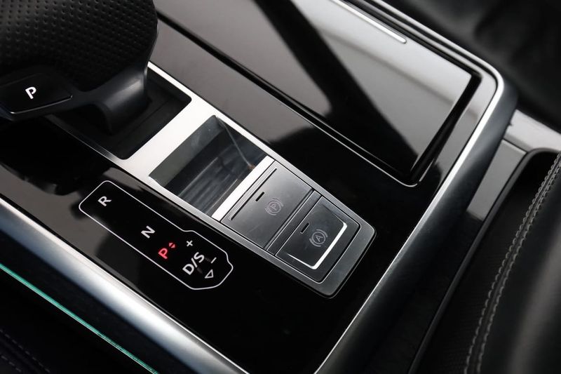 Audi Q8 bild 32