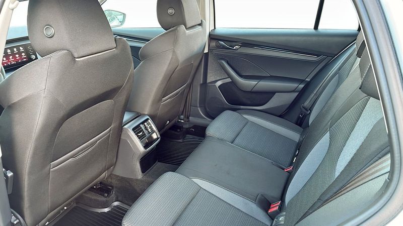 Skoda Octavia bild 11