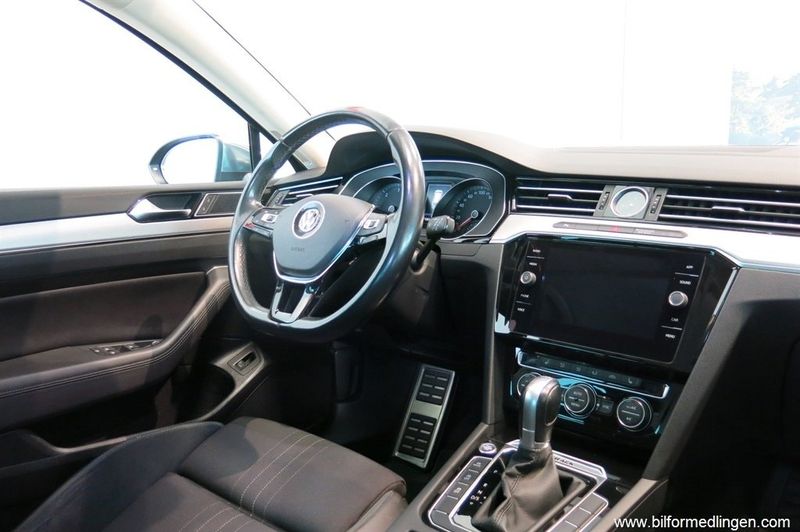 Volkswagen Passat bild 7