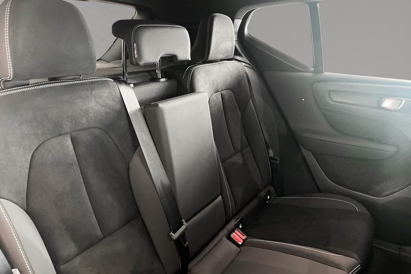 Volvo EX40 bild 11