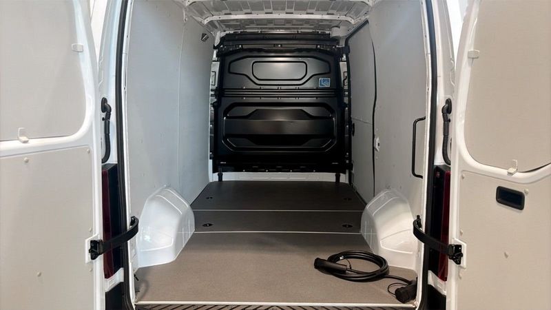 Nissan Interstar bild 10
