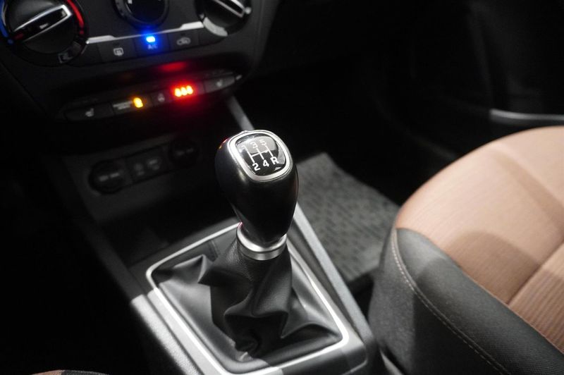 Hyundai i20 bild 7