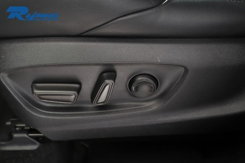 Toyota Corolla Cross bild 6