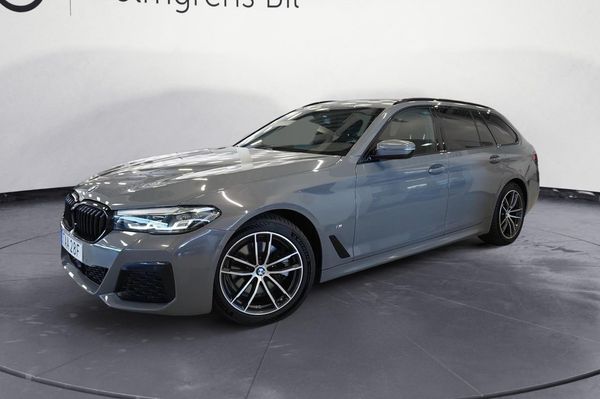 BMW 520 d xDrive Touring M-Sport Navi Värmare Adaptiv F HiFi | Rä - 2021