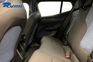 Volvo EX30 bild 5