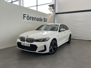BMW 330 bild 1