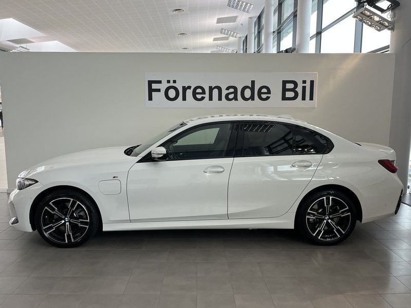 BMW 330 bild 3