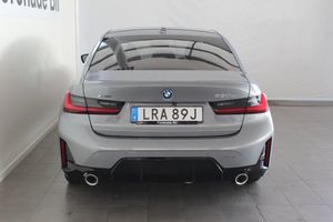 BMW 330 bild 12