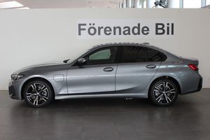 BMW 330 bild 3