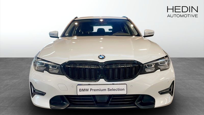 BMW 330 bild 8