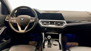 BMW 330 bild 4