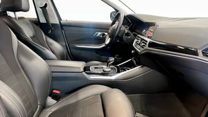 BMW 330 bild 3