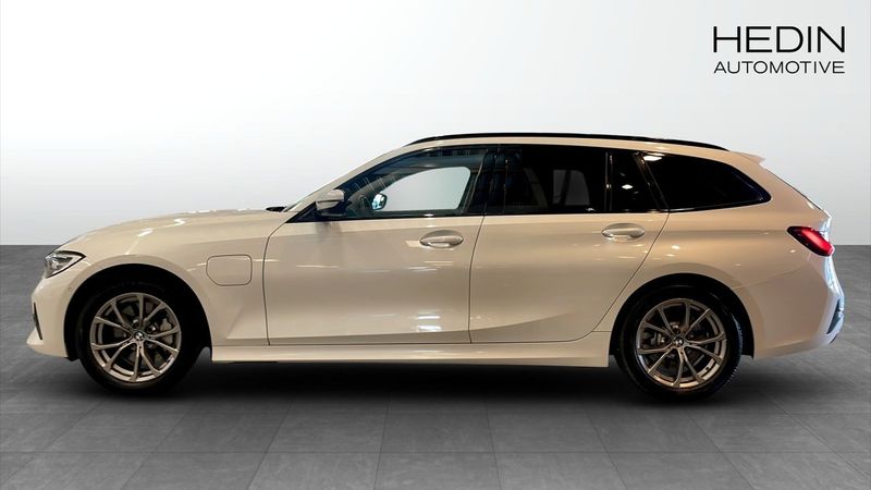 BMW 330 bild 6