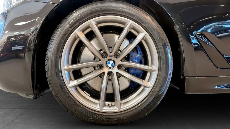 BMW 530 bild 9