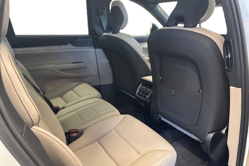 Volvo EX90 bild 11