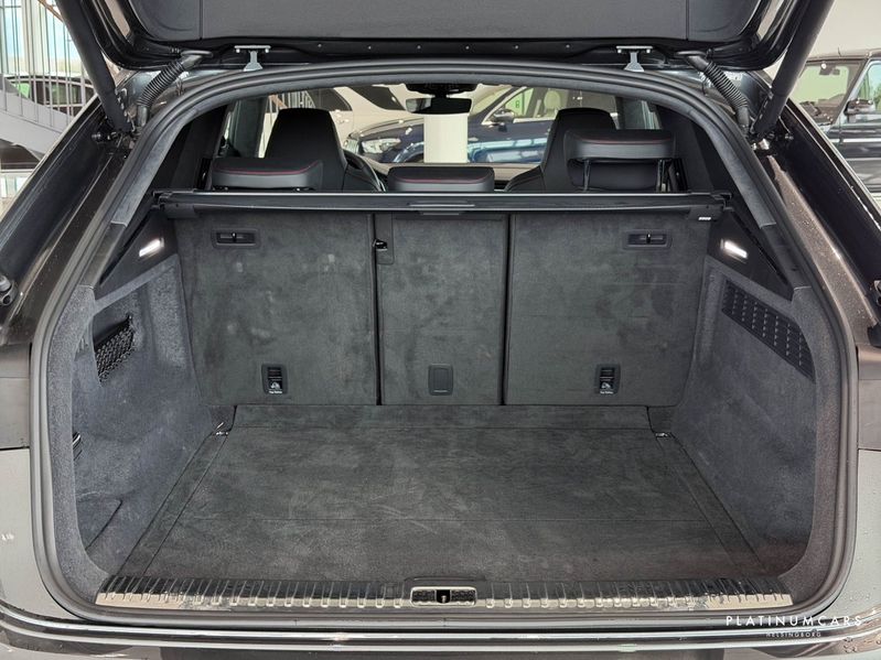 Audi RSQ8 bild 20