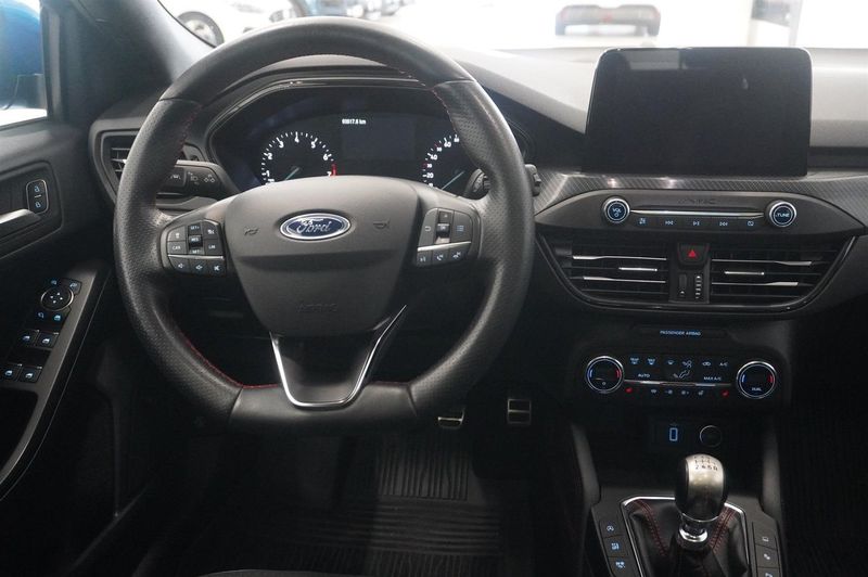 Ford Focus bild 9