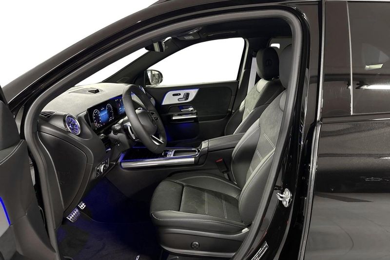 Mercedes GLA250 bild 11