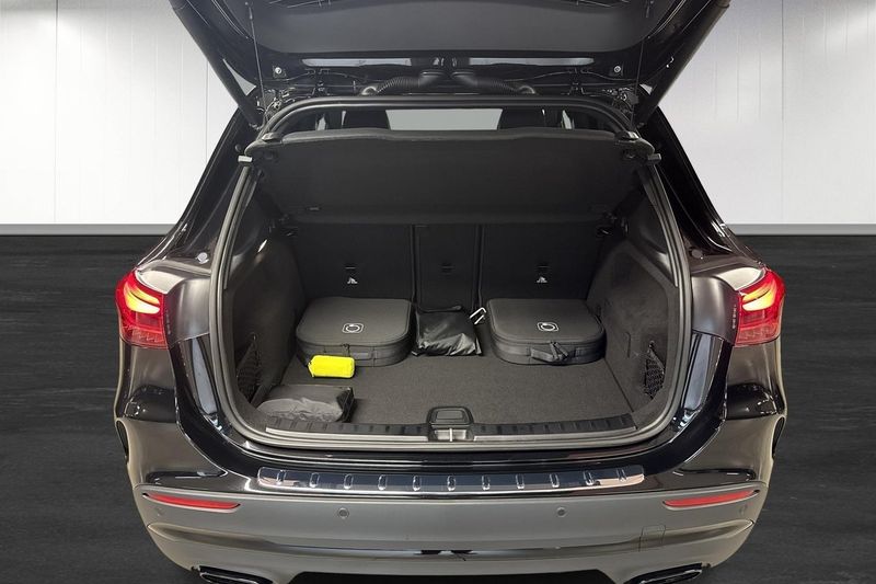 Mercedes GLA250 bild 15