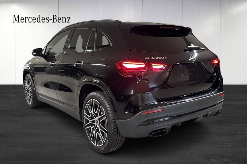 Mercedes GLA250 bild 3