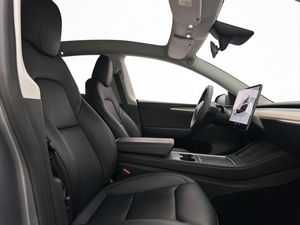 Tesla Model Y bild 16
