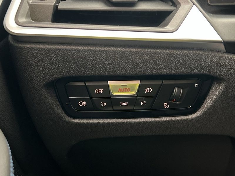 BMW i4 bild 30