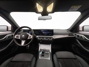 BMW i4 bild 18