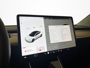 Tesla Model 3 bild 20
