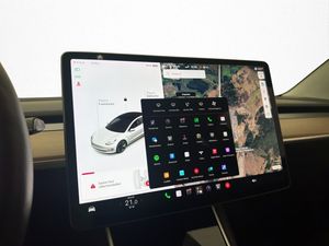 Tesla Model 3 bild 17