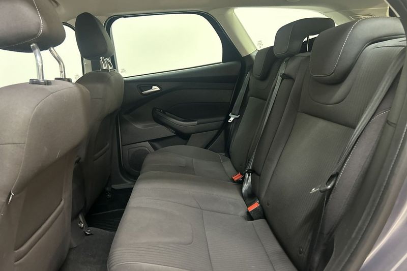 Ford Focus bild 12