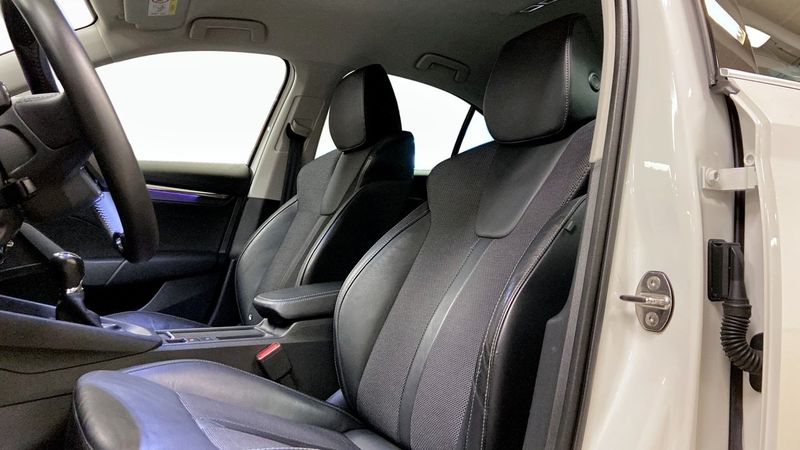 Skoda Octavia bild 8