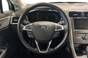 Ford Mondeo bild 12