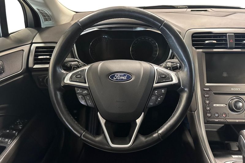 Ford Mondeo bild 12