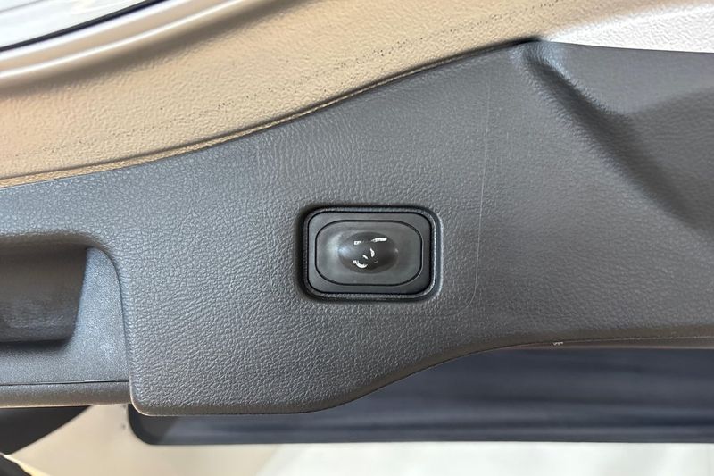 Ford Mondeo bild 25
