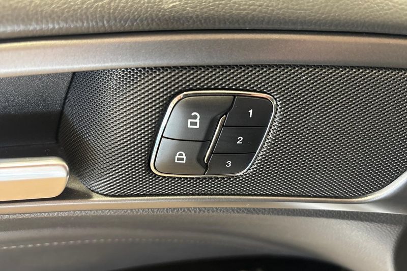 Ford Mondeo bild 19