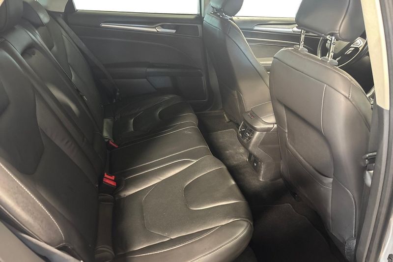 Ford Mondeo bild 22