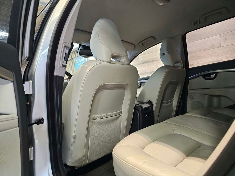 Volvo V70 bild 7