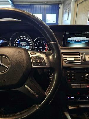 Mercedes E220 bild 13