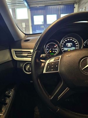 Mercedes E220 bild 12