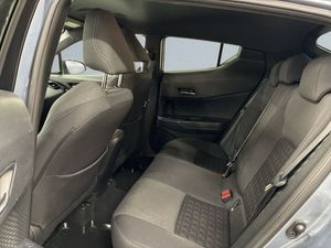Toyota C-HR bild 13