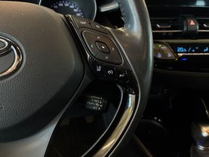 Toyota C-HR bild 19