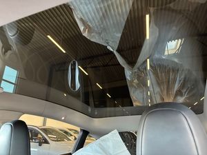 Tesla Model Y bild 20