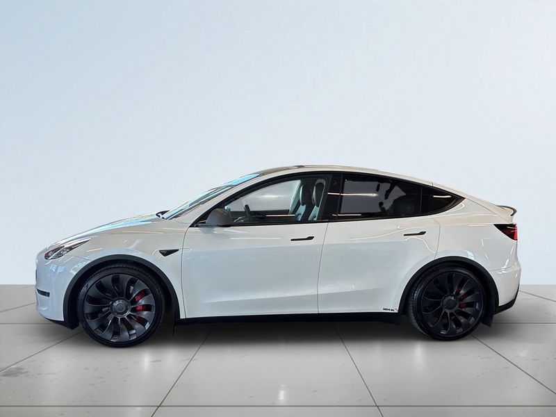 Tesla Model Y bild 4