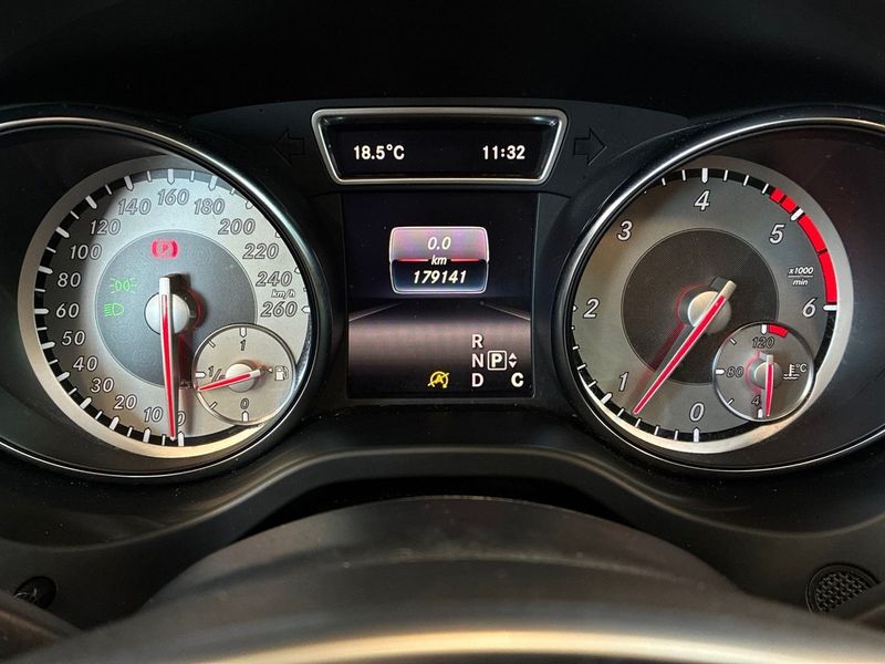 Mercedes GLA220 bild 20