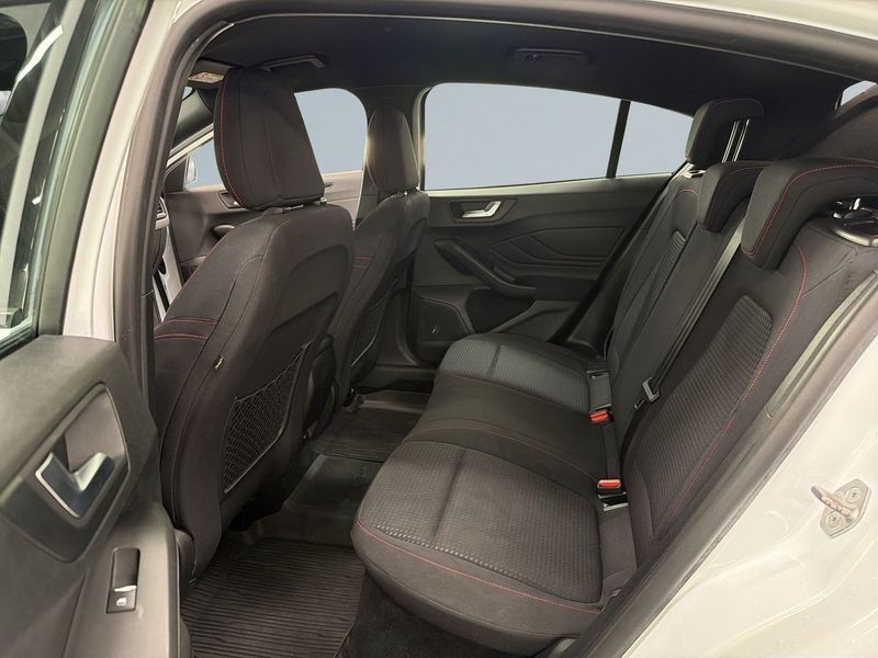 Ford Focus bild 13