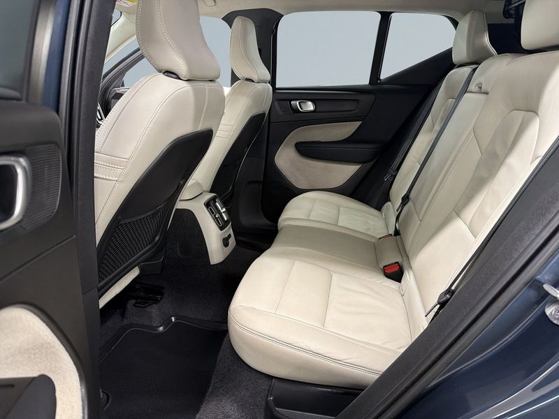 Volvo XC40 bild 13